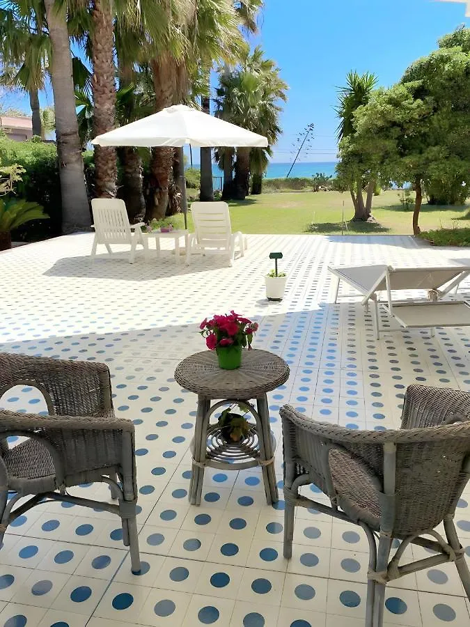 Apartment La Casetta Del Borgo Marinaro Avola Italy